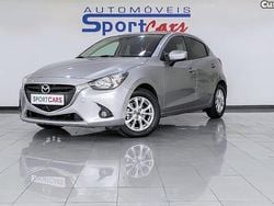 Cinza Usado 2017 Mazda 2 Evolve | € 12.250