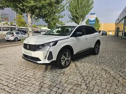 Branco glaciar Usado 2022 Peugeot 3008 Allure Monovolume | € 31.450 (Preço elevado)