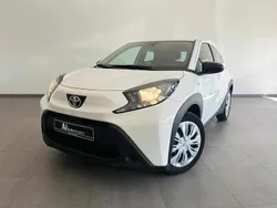 Branco Usado 2024 Toyota Aygo Citadino | € 18.150 (Preço elevado)