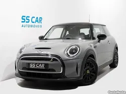 Cinza Usado 2021 Mini Cooper SE Essential Citadino | € 17.890 (Bom preço)