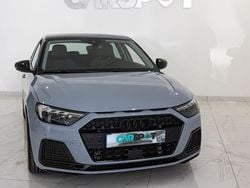 Cinza Usado 2023 Audi A1 S-Line Citadino | € 27.980 (Preço justo)