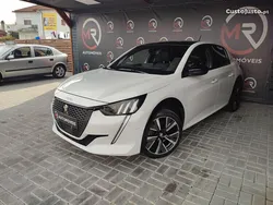 Branco Usado 2021 Peugeot 208 GT Citadino | € 21.900 (Caro)
