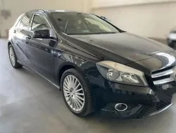Preto Usado 2015 Mercedes A180 Urban Sedan | € 14.995 (Preço justo)