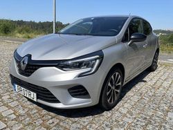 Usado 2022 Renault Clio V Sedan | € 16.000 (Preço justo)
