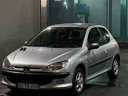 Usado 2003 Peugeot 206 | € 2.400 (Caro)