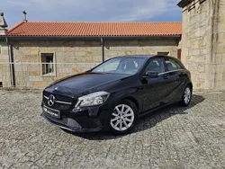 Preto Usado 2016 Mercedes A180 Style | € 16.490 (Preço justo)