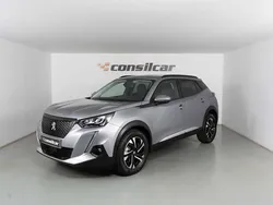 Cinza Usado 2022 Peugeot 2008 Allure SUV | € 16.980 (Bom preço)