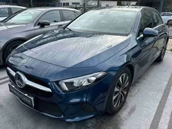 Azul Usado 2022 Mercedes A200 Style Citadino | € 29.900 (Super Preço)