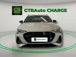 Bege Usado 2022 Audi e-tron Ambiente SUV | € 50.900 (Bom preço)