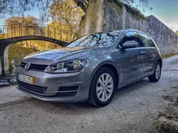 Cinzento Usado 2017 VW Golf VII Citadino | € 15.990 (Bom preço)