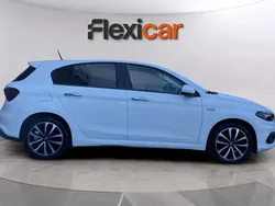 Branco Usado 2020 Fiat Tipo Lounge Sedan | € 11.490 (Preço justo)