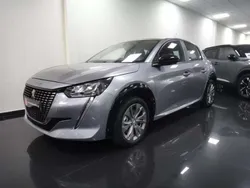 Cinzento Usado 2022 Peugeot e-208 Allure Citadino | € 19.500 (Preço justo)