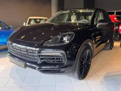 Preto Usado 2018 Porsche Cayenne SUV | € 64.990 (Bom preço)