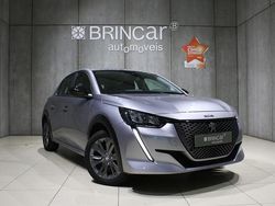 Cinza Usado 2022 Peugeot e-208 Active Citadino | € 16.990 (Preço justo)