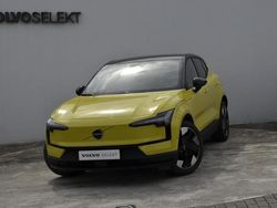 Amarelo Usado 2025 Volvo EX30 Ultra SUV | € 42.200 (Preço justo)
