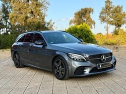 Cinza Usado 2019 Mercedes C160 AMG line Coupé | € 22.900