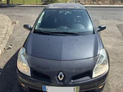 Usado 2008 Renault Clio II Sedan | € 5.000 (Preço elevado)