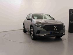 Cinzento Usado 2024 Mercedes EQA250+ Edition SUV | € 42.990 (Bom preço)