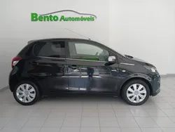 Preto Usado 2020 Peugeot 108 Style Citadino | € 10.999 (Preço justo)