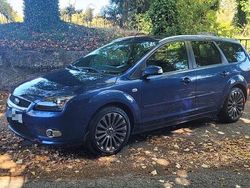 Usado 2006 Ford Focus Titanium Sedan | € 4.000 (Preço justo)
