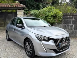 Cinzento Usado 2022 Peugeot 208 Citadino | € 12.990 (Bom preço)