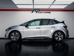 Cinzento Usado 2023 Cupra Born Citadino | € 27.990 (Preço justo)