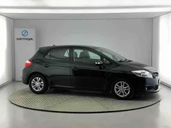 Preto Usado 2010 Toyota Auris Comfort Sedan | € 11.990 (Preço elevado)