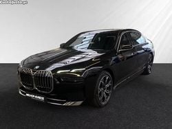 Preto Usado 2024 BMW 750e Sedan | € 105.900