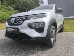 Cinzento Usado 2021 Dacia Spring Comfort Plus Citadino | € 10.500 (Preço justo)
