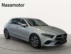 Cinzento claro metalizado Usado 2024 Mercedes A200 | € 29.900 (Super Preço)