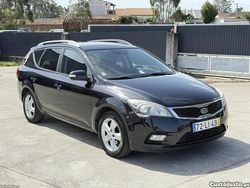 Preto Usado 2011 Kia Ceed Carrinha | € 3.900 (Bom preço)