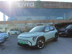 Verde Usado 2025 Kia EV3 SUV | € 41.900