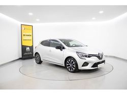 Cinza Usado 2023 Renault Clio V Techno | € 17.680 (Preço justo)