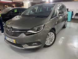 Cinza Usado 2018 Opel Zafira Innovation Monovolume | € 18.100 (Preço justo)