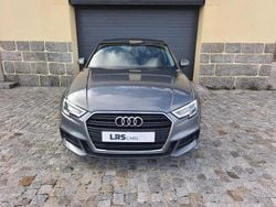 Cinza escuro Usado 2018 Audi A3 S-Line Sedan | € 16.990 (Preço justo)