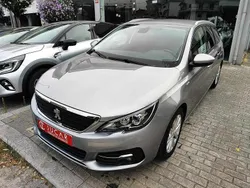 Cinza Usado 2020 Peugeot 308 Style Carrinha | € 13.290 (Bom preço)