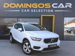 Branco Usado 2018 Volvo XC40 Momentum SUV | € 24.950 (Preço justo)