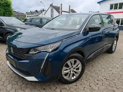 Azul Usado 2022 Peugeot 5008 Monovolume | € 25.800 (Preço elevado)