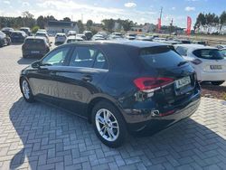 Preto Usado 2018 Mercedes A180 Business | € 19.900 (Preço justo)