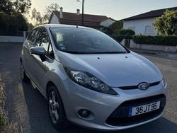 Usado 2010 Ford Fiesta Citadino | € 6.000 (Preço elevado)