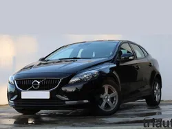 Preto sólido Usado 2015 Volvo V40 Kinetic Carrinha | € 16.700 (Caro)