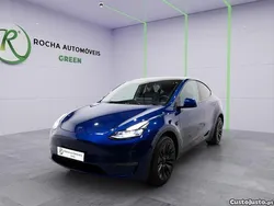 Azul Usado 2022 Tesla Model Y Long Range SUV | € 36.999 (Preço justo)