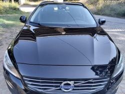 Preto Usado 2014 Volvo V60 Momentum Carrinha | € 11.750 (Bom preço)