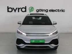 Branco Usado 2023 BYD Atto 3 SUV | € 29.900 (Preço justo)