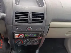 Usado 2001 Renault Clio II Sedan | € 1.200 (Preço justo)
