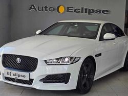 Branco Usado 2017 Jaguar XE R-Sport Sedan | € 24.800