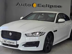 Branco Usado 2017 Jaguar XE R-Sport Sedan | € 24.800 (Caro)