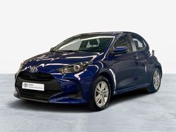 Azul cob 8w7 Usado 2022 Toyota Yaris Comfort Citadino | € 18.500 (Preço elevado)