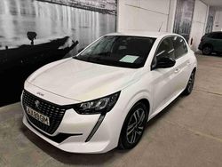 Branco Usado 2023 Peugeot 208 Allure Citadino | € 17.800 (Preço justo)