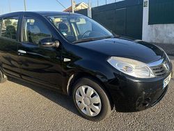Usado 2011 Dacia Sandero Citadino | € 3.950